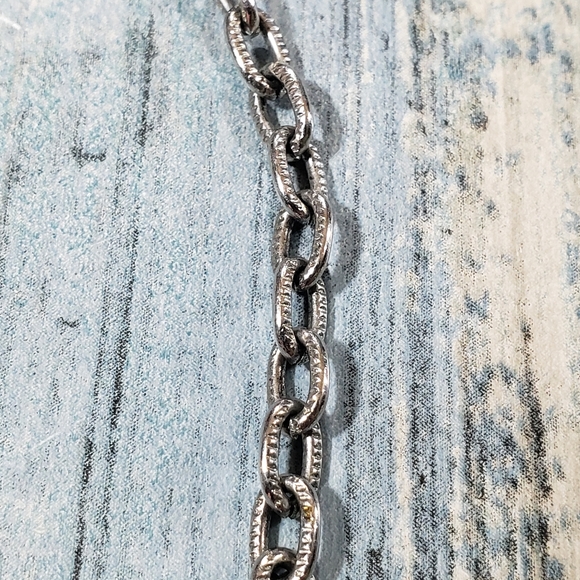 🎉HP🎉Avon Necklace and Earrings Set. - Picture 4 of 14